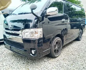 Toyota HiAce 2016 Black