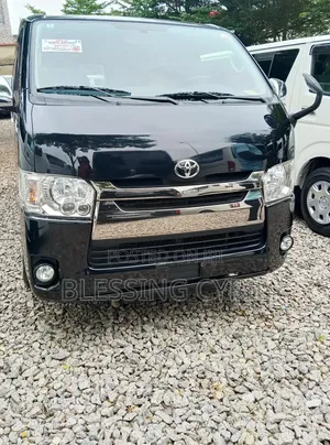 Toyota HiAce 2016 Black
