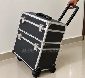 Make Up Box With Hand Pulling