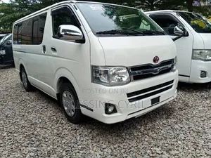 Toyota HiAce 2012 White