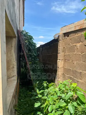 16bdrm House in Iwo Road for sale