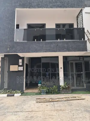 4bdrm Duplex in Mobolaji Bank Anthony Way for rent