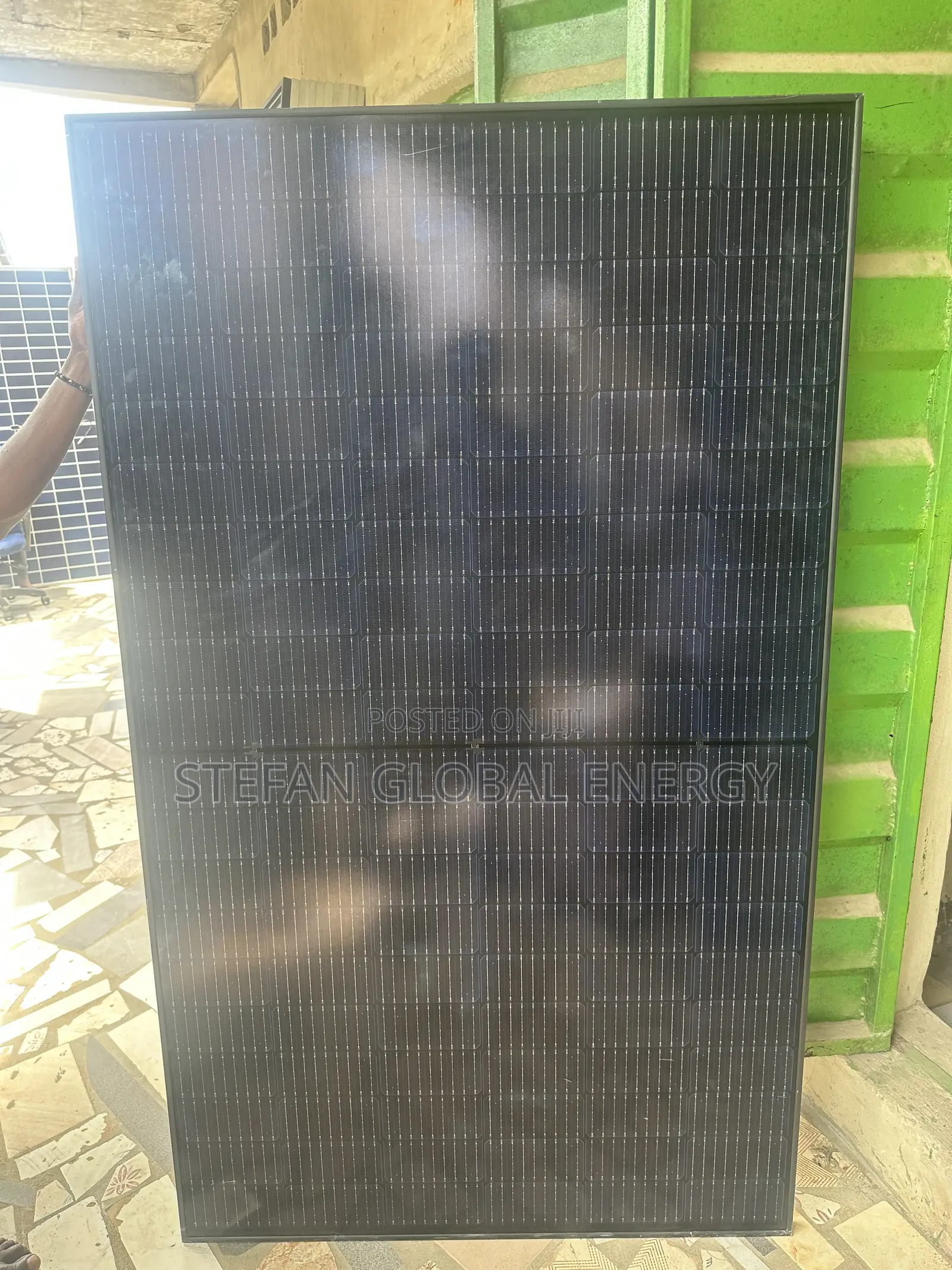 450w All Black Trina Panel