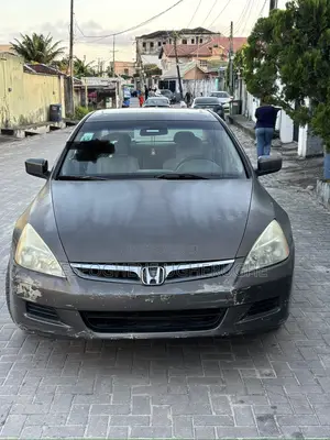 Honda Accord 2005 Gray