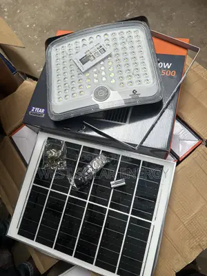 Original Cmonmax 500w Solar Flood Light