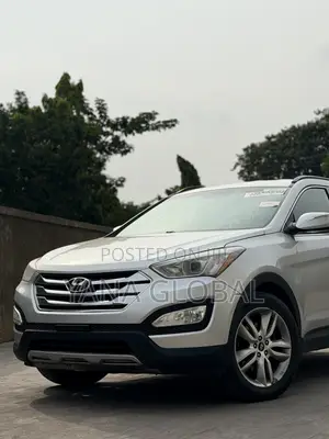Hyundai Santa Fe 2013