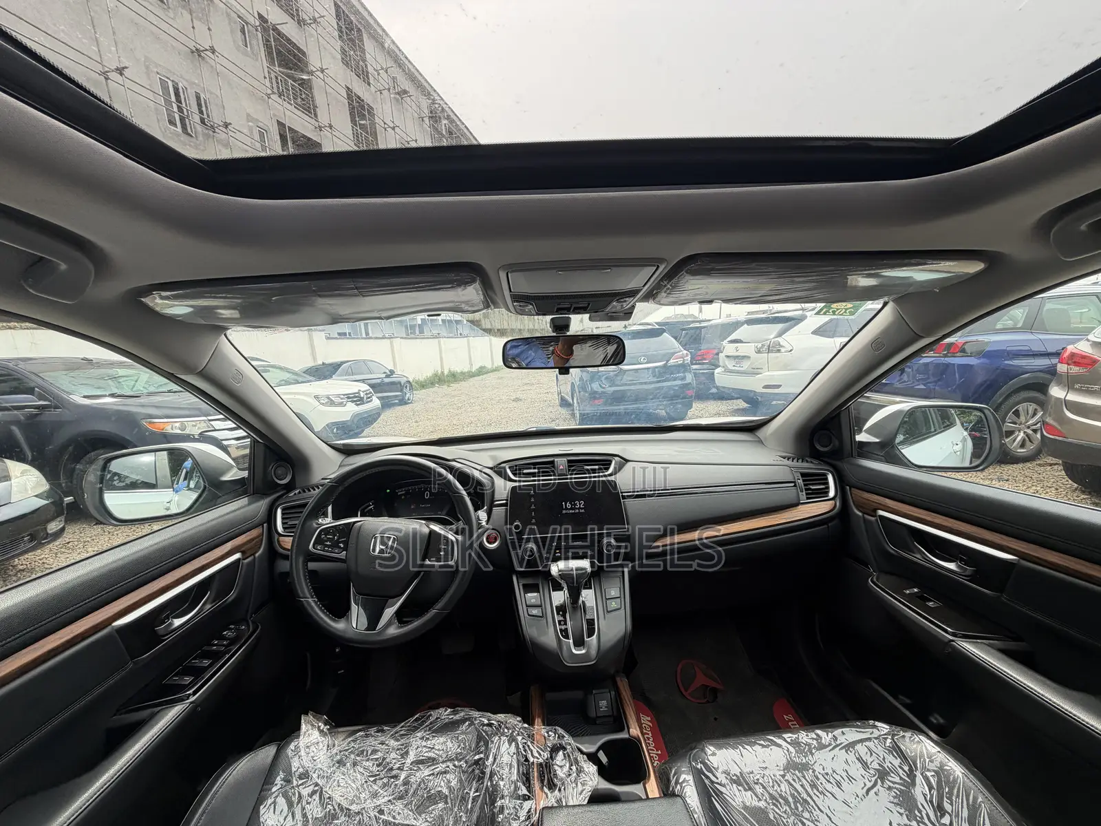 Honda CR-V 2019 White
