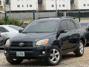 Toyota RAV4 2012