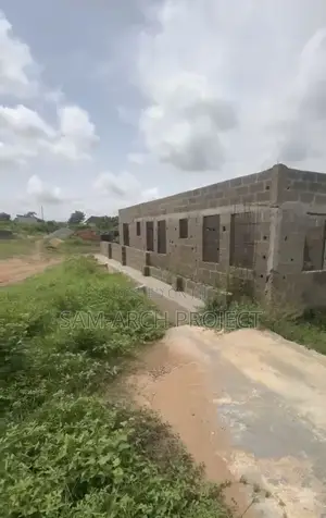 3bdrm Bungalow in Ifo for sale