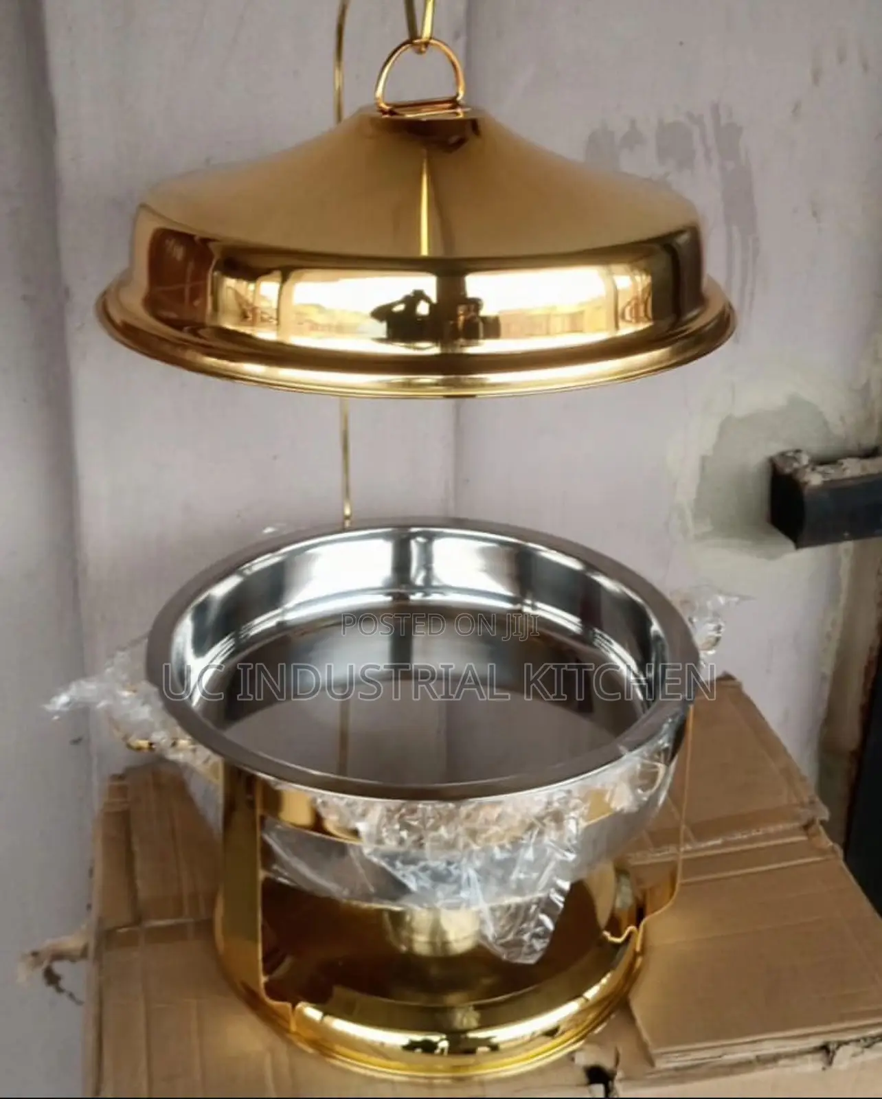 Chafing Dish or Cheffing Dish