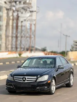 Mercedes-Benz C300 2013 Black