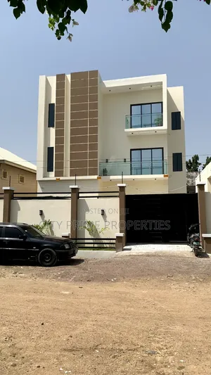 6bdrm Duplex in Nasarawa-Kano for sale