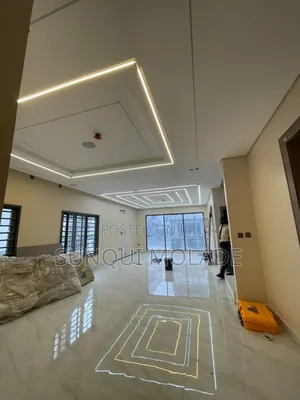 4bdrm Duplex in Banana Island for rent