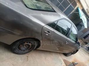 Toyota Camry 2006 Gray
