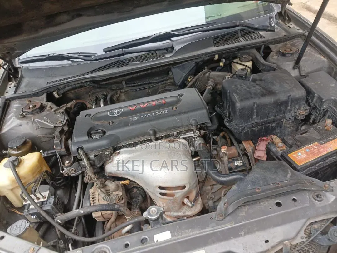 Toyota Camry 2006 Gray