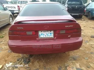 Toyota Camry 2001 Red