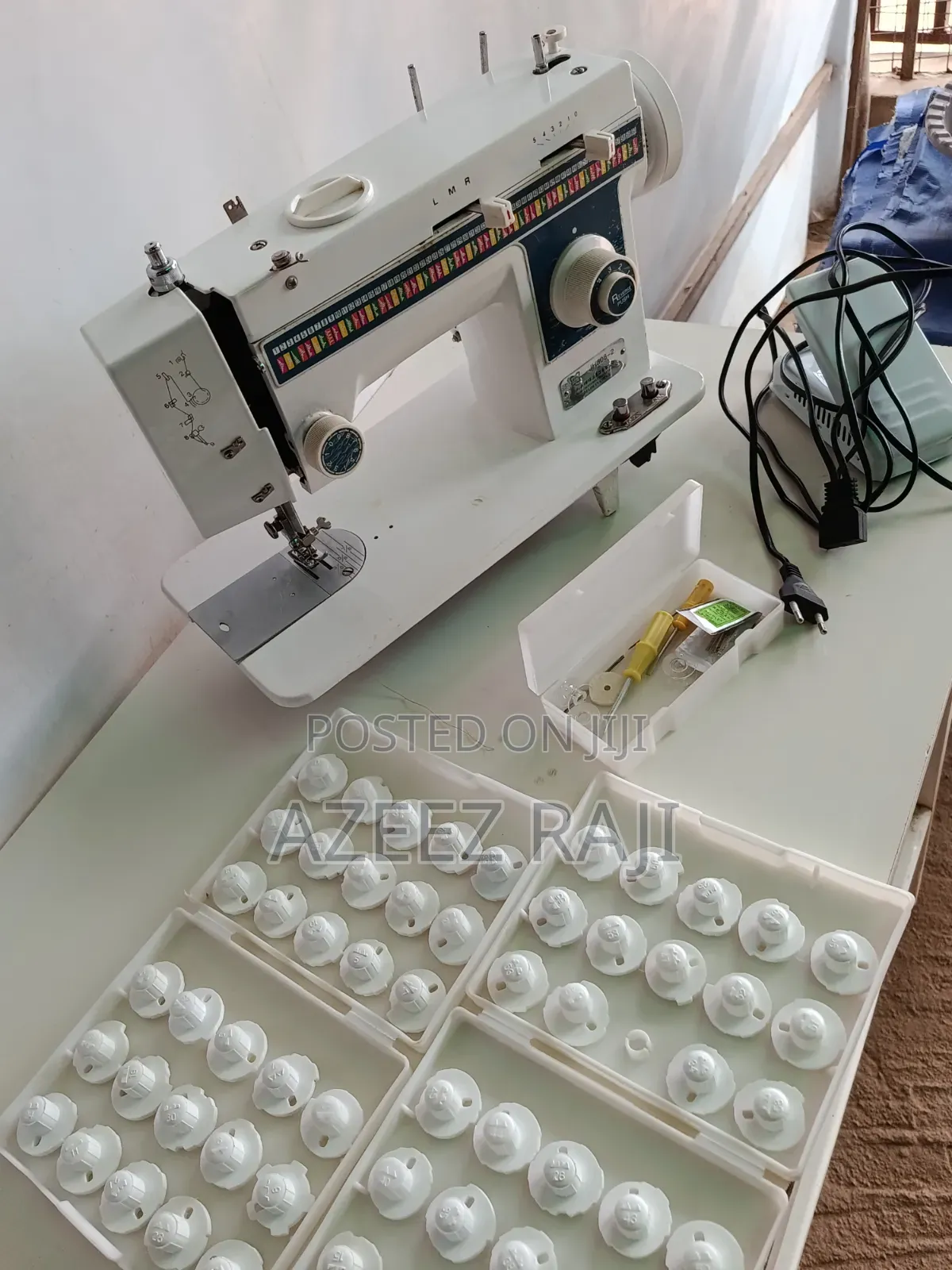 60 Stitch Zigzag Sewing Machine