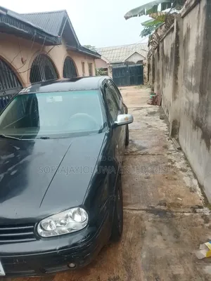 Volkswagen Golf 2002 Black