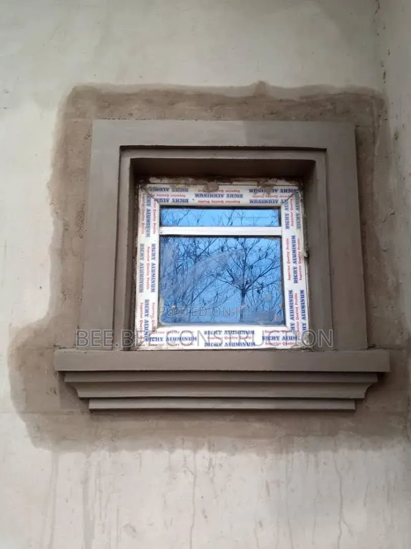 Professional Window Artwork & Brickwork Design