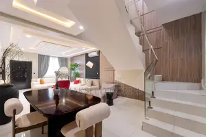 Stunning 2 Bedroom Maisonette Home