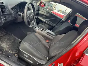 Toyota Venza LE 4dr Wagon AWD (2.7L 4cyl 6A) 2015 Red