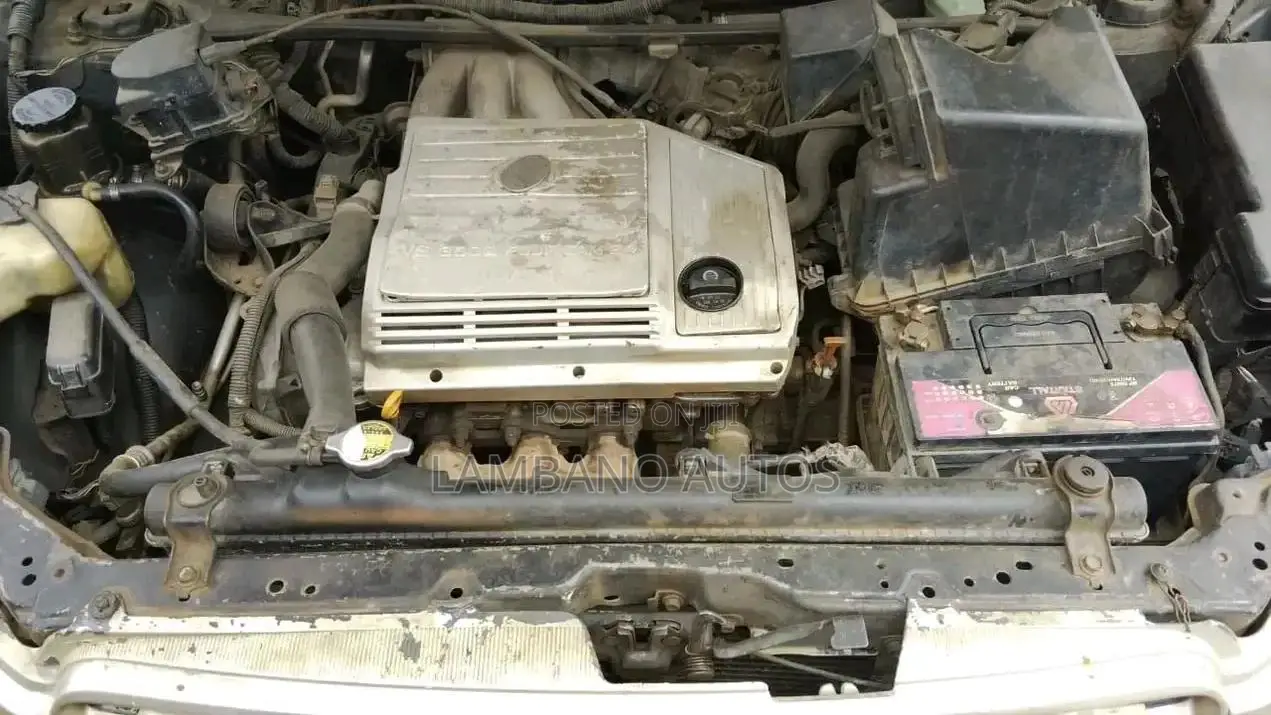 Toyota Highlander 2005 Gold