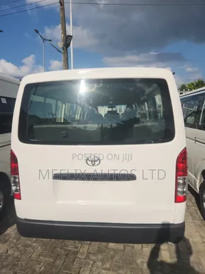 Toyota HiAce 2012 White