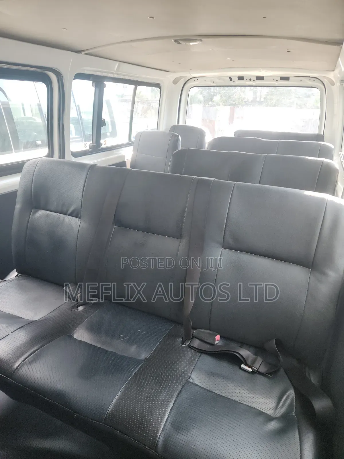 Toyota HiAce 2012 White