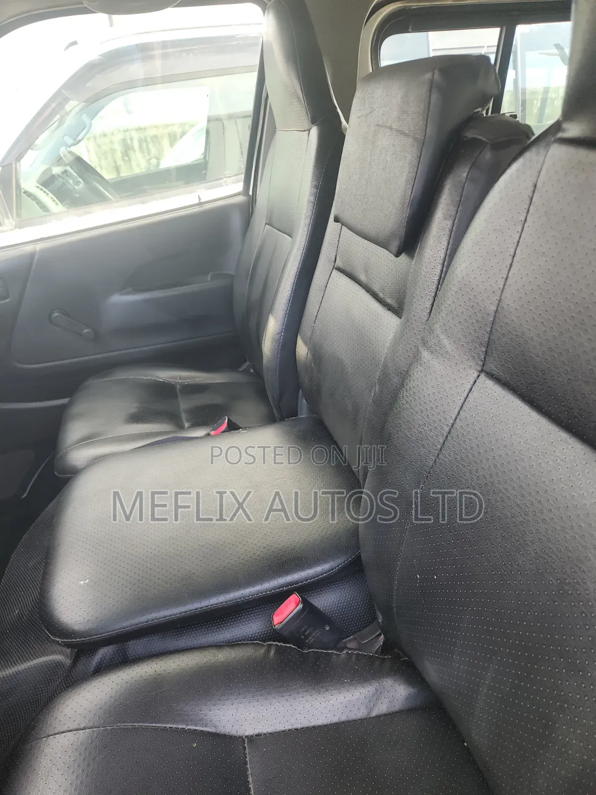 Toyota HiAce 2012 White