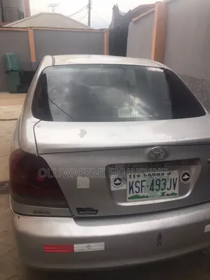 Toyota Echo 2004 Silver