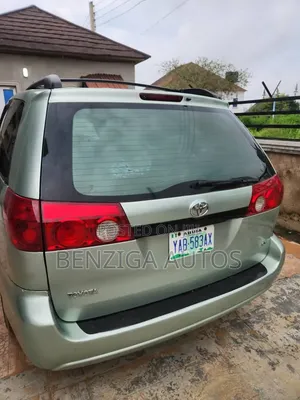 Toyota Sienna 2007