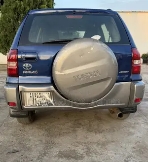 Toyota RAV4 2.4 2005 Red