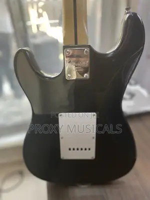 Original Fender Stratocaster Electric Lead Guitar