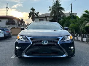 Lexus ES 2016 Blue