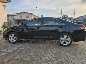 Toyota Camry SE 4dr Sedan (2.5L 4cyl 6AM) 2010 Black