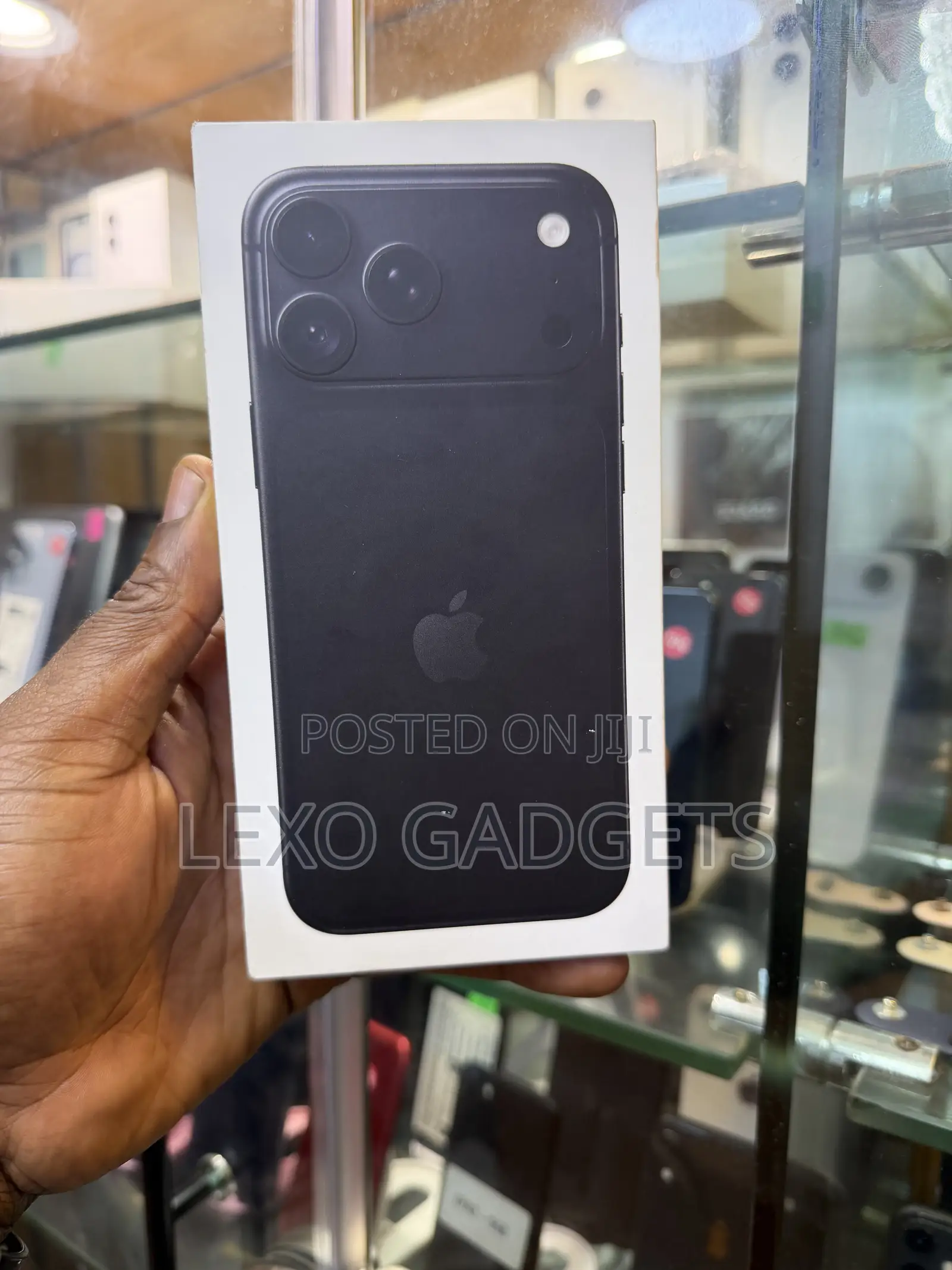 New Apple iPhone 18 Pro Max 2 TB Black