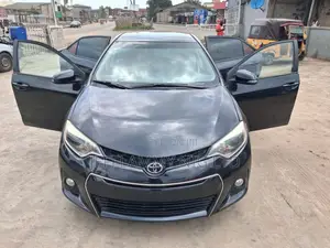 Toyota Corolla 2014 Black