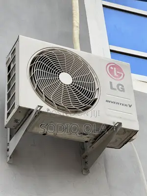LG 1.5hp Inverter AC