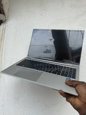 Laptop HP EliteBook 850 G8 8GB Intel Core i5 SSD 256GB