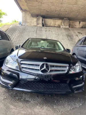 Mercedes-Benz C300 2013 Black