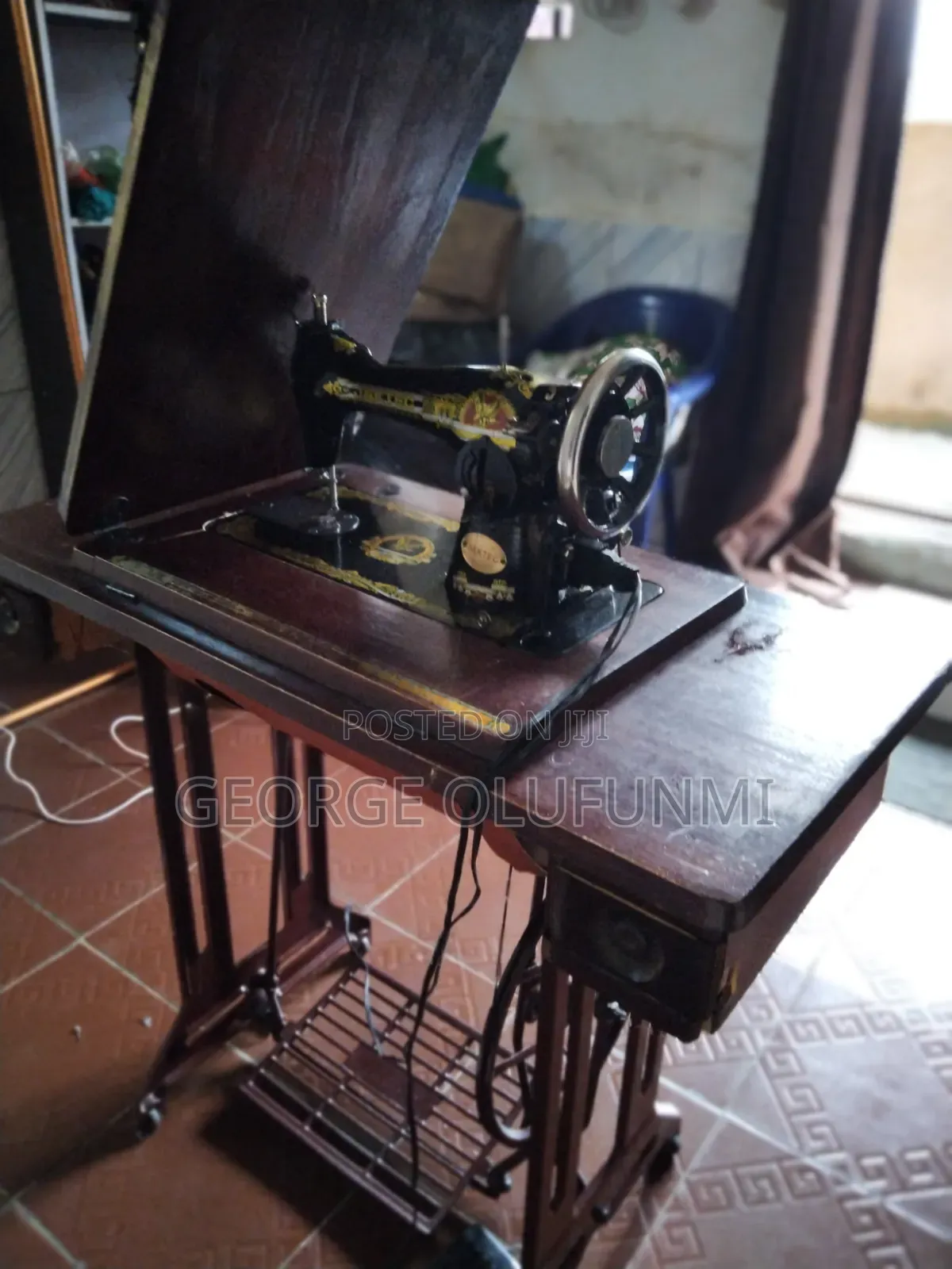 Manual Sewing Machine