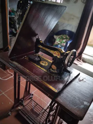 Manual Sewing Machine