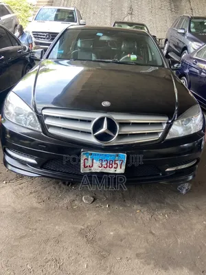 Mercedes-Benz C300 2011 Black