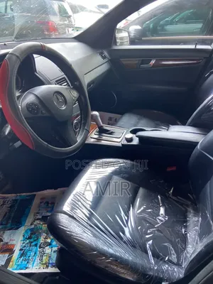 Mercedes-Benz C300 2011 Black