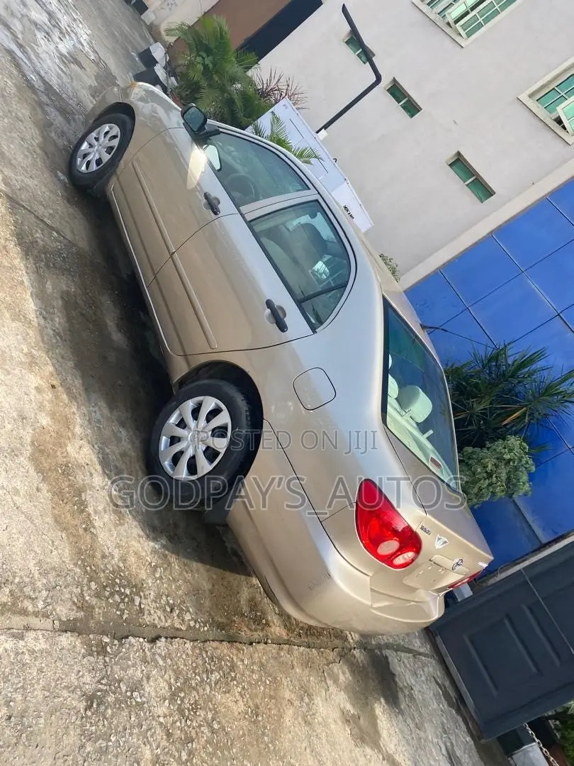 Toyota Corolla CE 2007 Gold