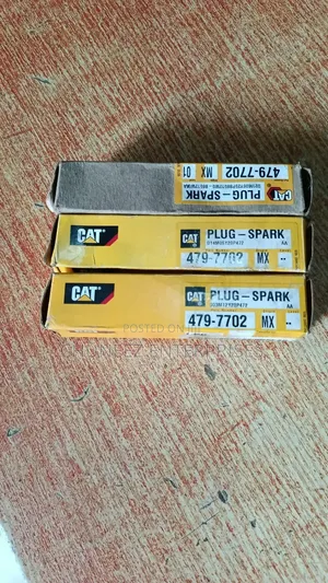 Caterpillar Plug Spark