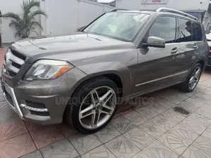 Mercedes-Benz GLK-Class 350 4MATIC 2014 Brown