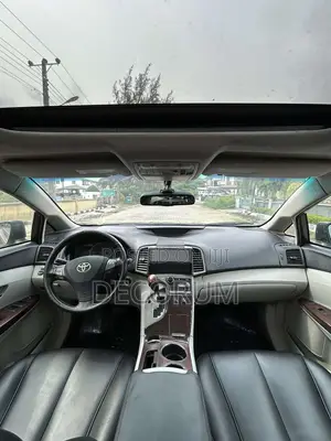 Toyota Venza AWD 2012 Brown