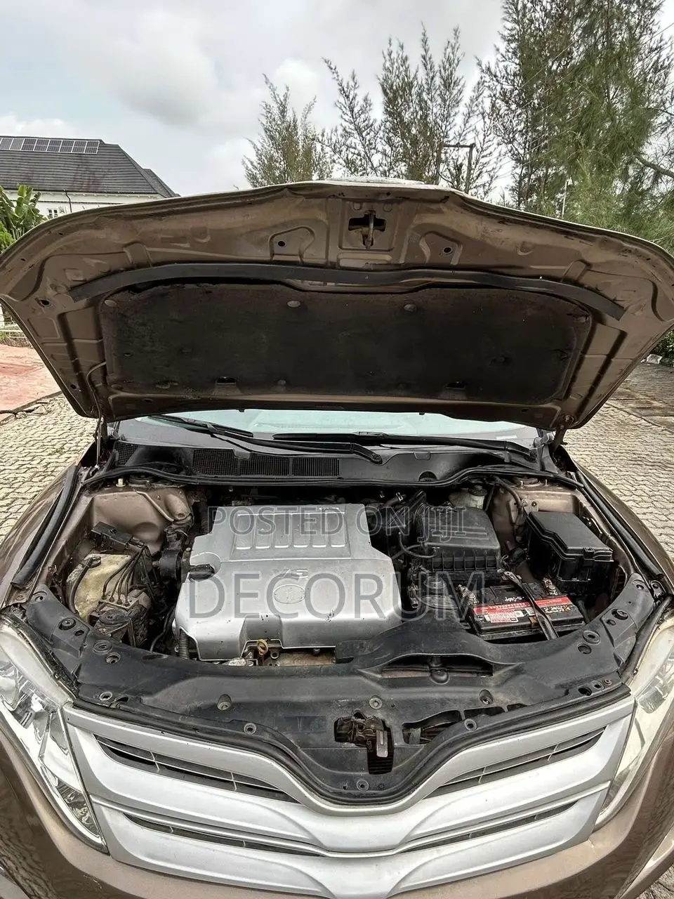 Toyota Venza AWD 2012 Brown