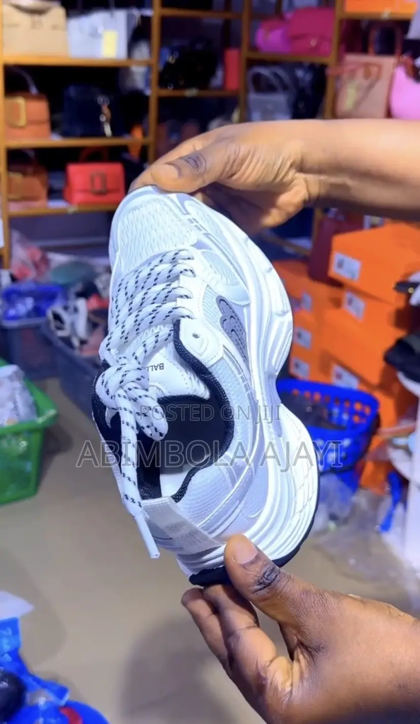 Balenciaga Sneakers